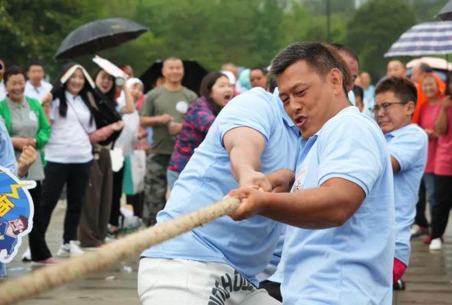 开幕！“大运有我·嗨动天府”社区运动节启动(图2)